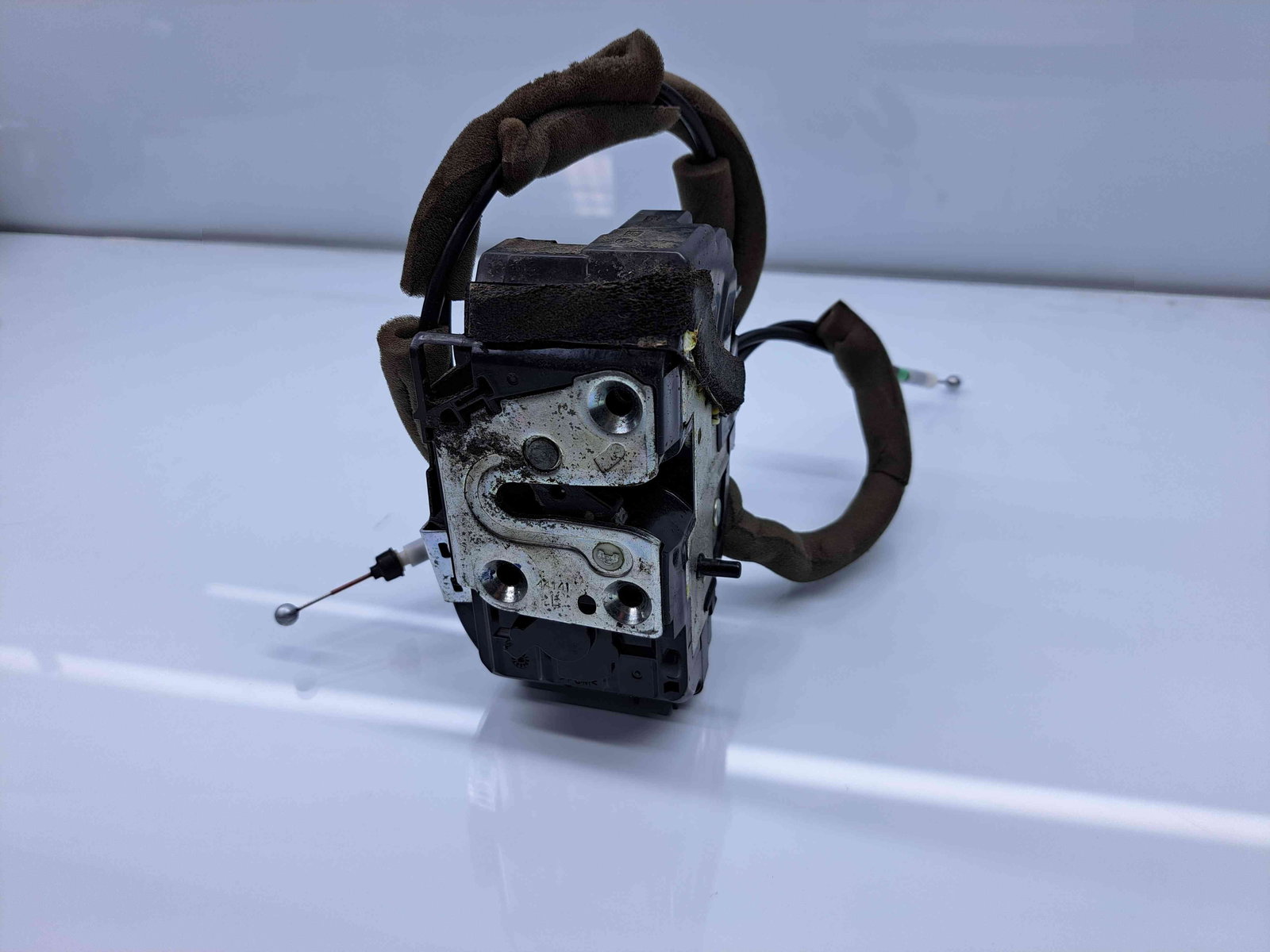 Broasca usa stanga spate Nissan X-Trail (T32) [Fabr 2013-prezent] OEM - imagine 1