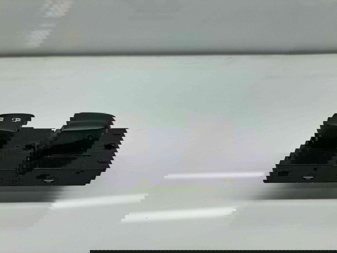  Buton geam dreapta fata Nissan X-Trail (T32) [Fabr 2013-prezent] OEM