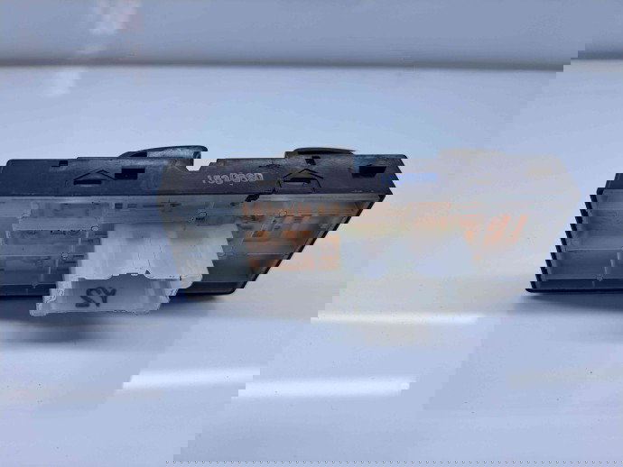  Buton geam dreapta fata Nissan X-Trail (T32) [Fabr 2013-prezent] OEM