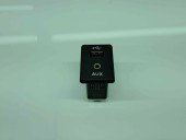  Conector auxiliar USB Nissan X-Trail (T32) [Fabr 2013-prezent] 795405004