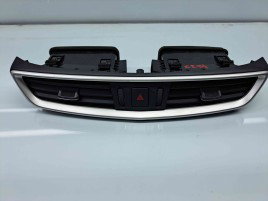  Grila aerisire centrala Nissan X-Trail (T32) [Fabr 2013-prezent] 687505AA0A