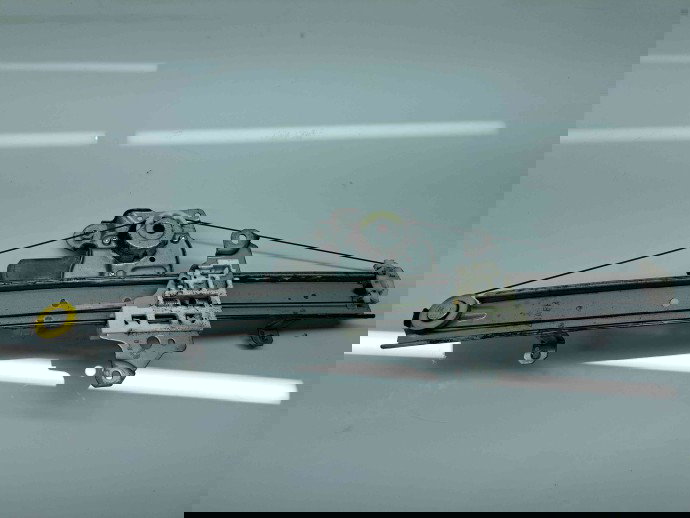 Macara electrica geam dreapta fata Nissan X-Trail (T32) [Fabr 2013-prezent] 807304CA1A