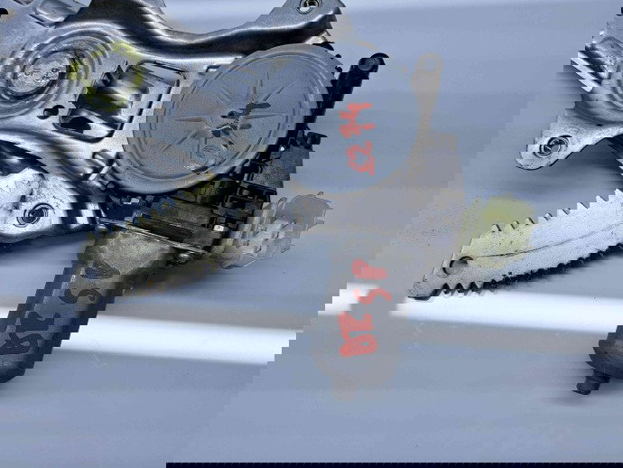 Macara electrica geam dreapta spate Nissan X-Trail (T32) [Fabr 2013-prezent] 827301BA0A