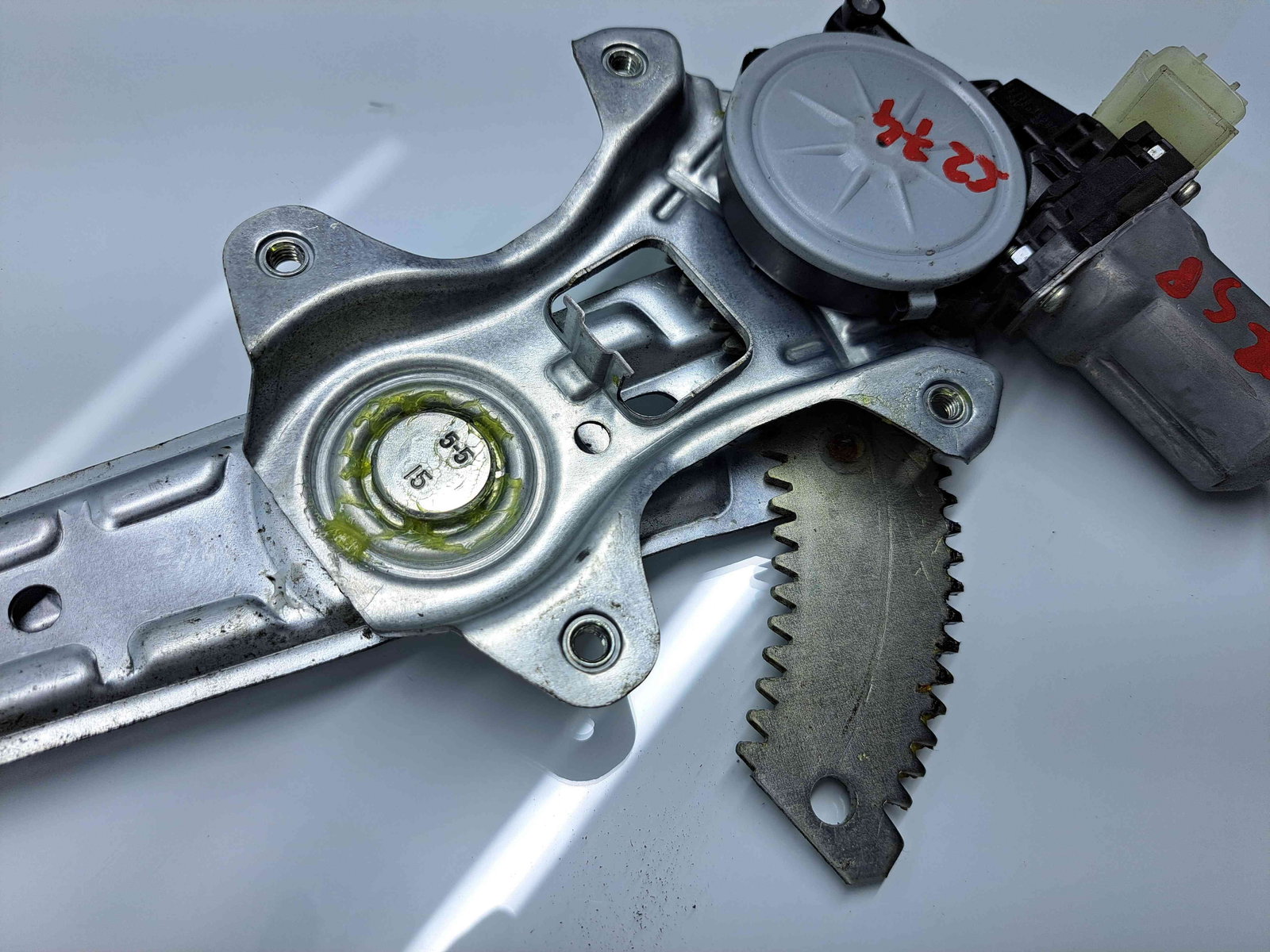 Macara electrica geam dreapta spate Nissan X-Trail (T32) [Fabr 2013-prezent] 827301BA0A - imagine 6