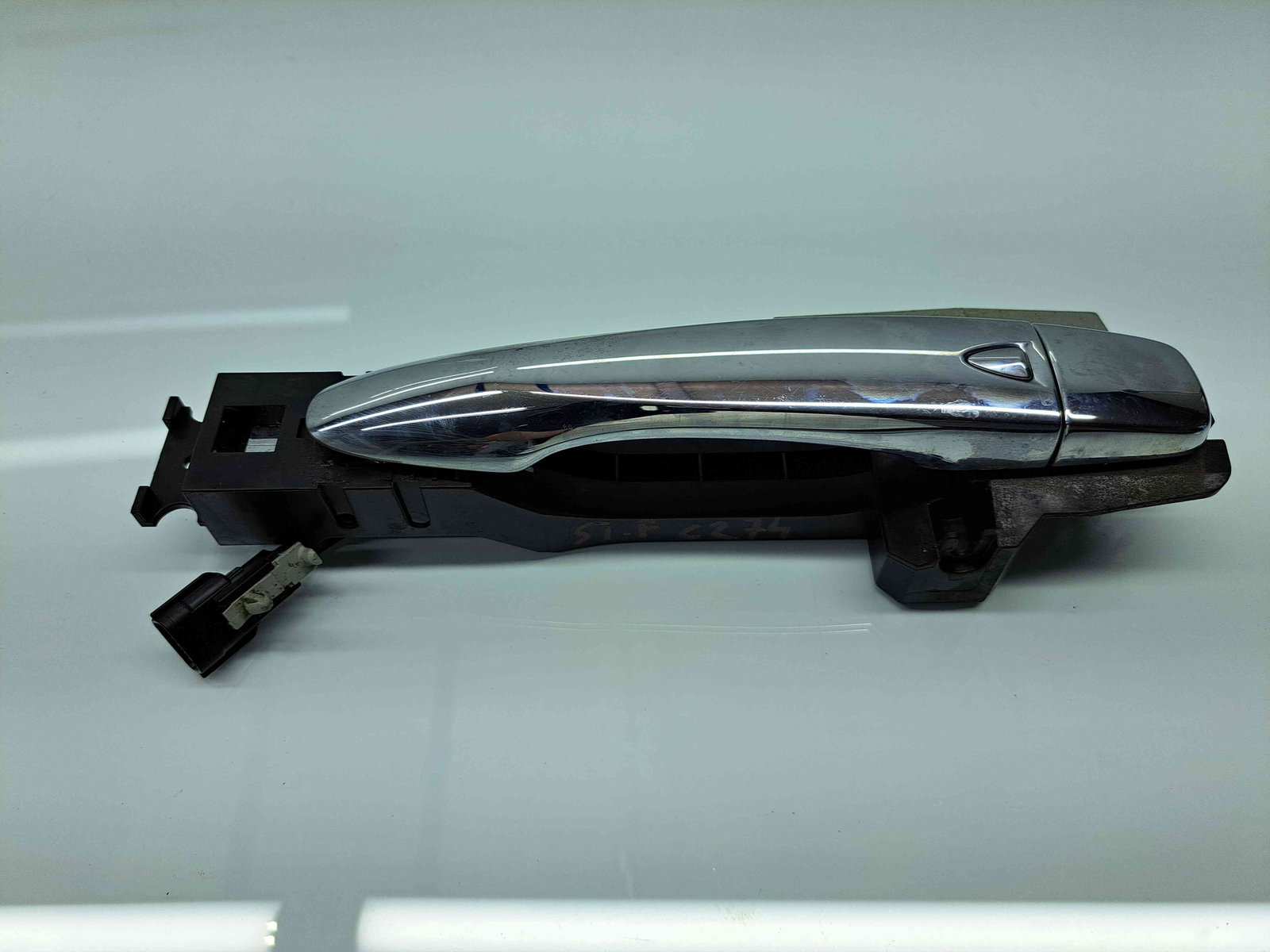 Maner usa stanga fata Nissan X-Trail (T32) [Fabr 2013-prezent] EAN - imagine 1