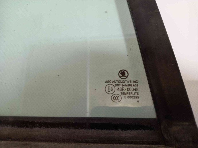 Geam fix usa dreapta spate OEM Skoda Octavia 1.6 CLHA 2012-2022