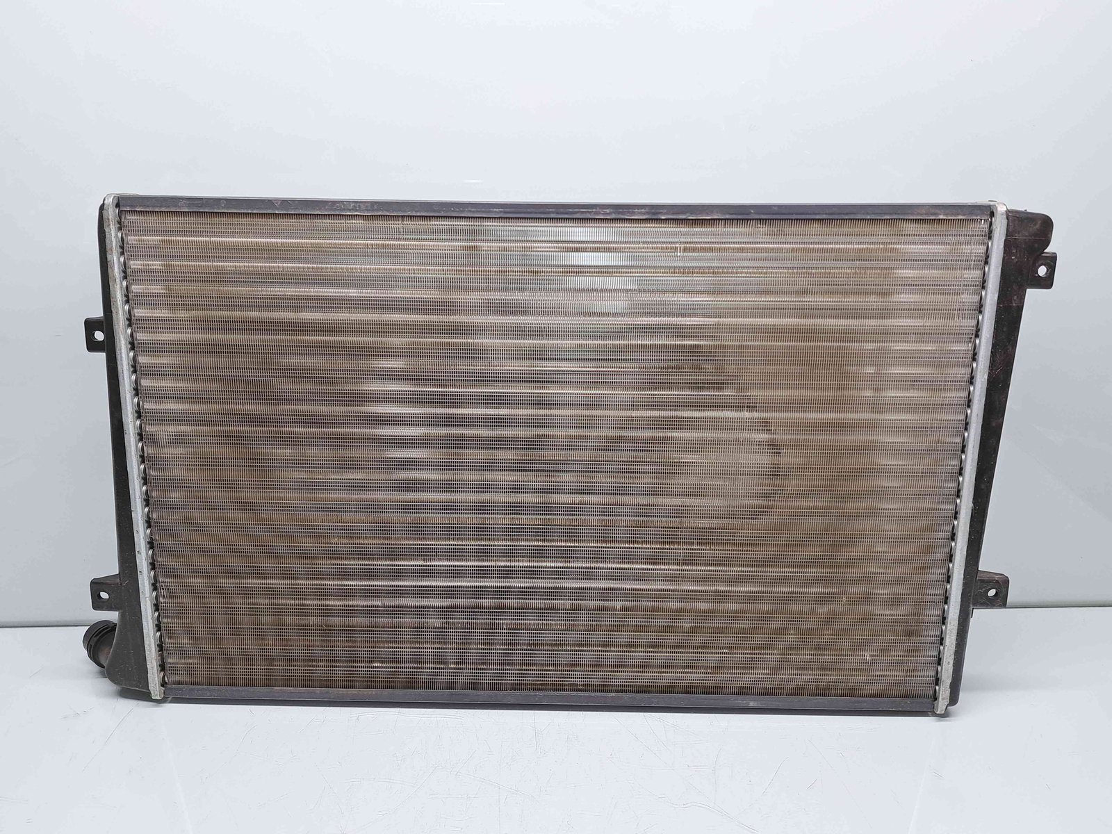 Radiator apa Volkswagen Golf 5 Variant (1K5) [Fabr 2007-2009] OEM 1.9 TDI BLS 77KW / 105CP