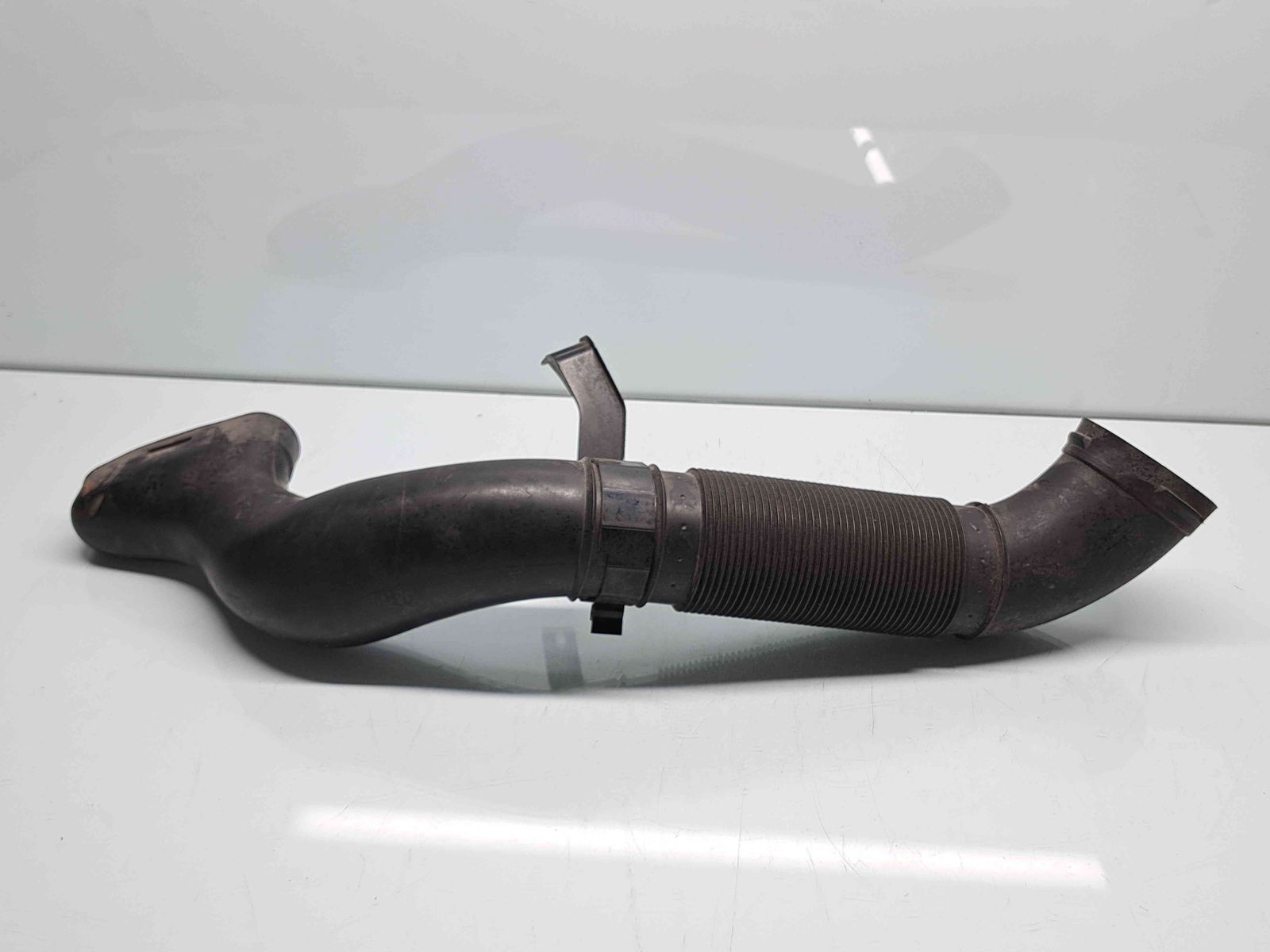 Tub admisie aer Mercedes Clasa CLK (C209) [Fabr 2002-2009] A6460900082 2.2 CDI 646963 110KW / 150CP - imagine 1