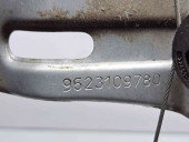 Macara manuala geam stanga spate Peugeot 206 [Fabr 1998-2009] 9623109780