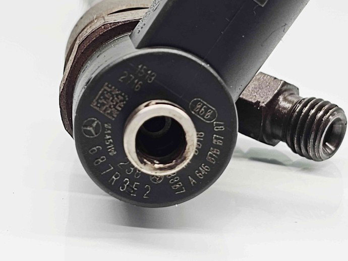 Injector  Mercedes Clasa C T-Model (S203) [Fabr 2001-2007] A6460700787 2.2 CDI 646963 110KW / 150CP