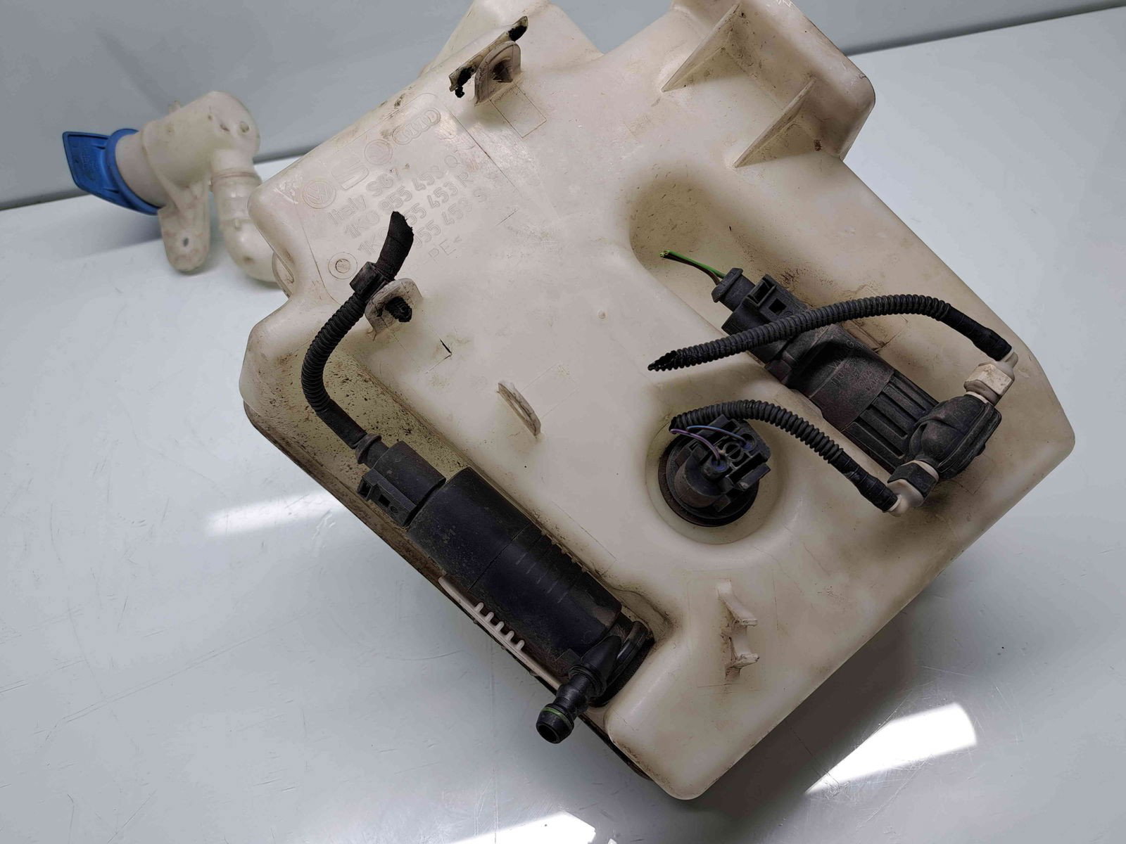 Vas lichid parbriz Volkswagen Golf 5 (1K1) [Fabr 2004-2008] 1K0955453 - imagine 2