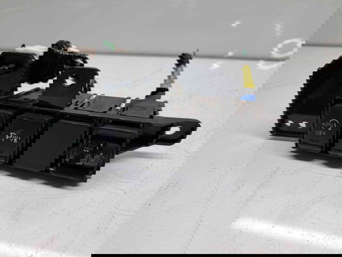  Buton reglaj far Nissan X-Trail (T32) [Fabr 2013-prezent] 240184CE0A