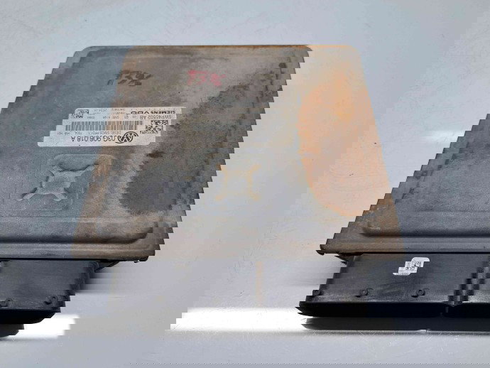 Calculator motor ECU Volkswagen Passat B6 (3C2) [Fabr 2005-2010] 03G906018A 2.0 TDI BKP 103KW / 140CP