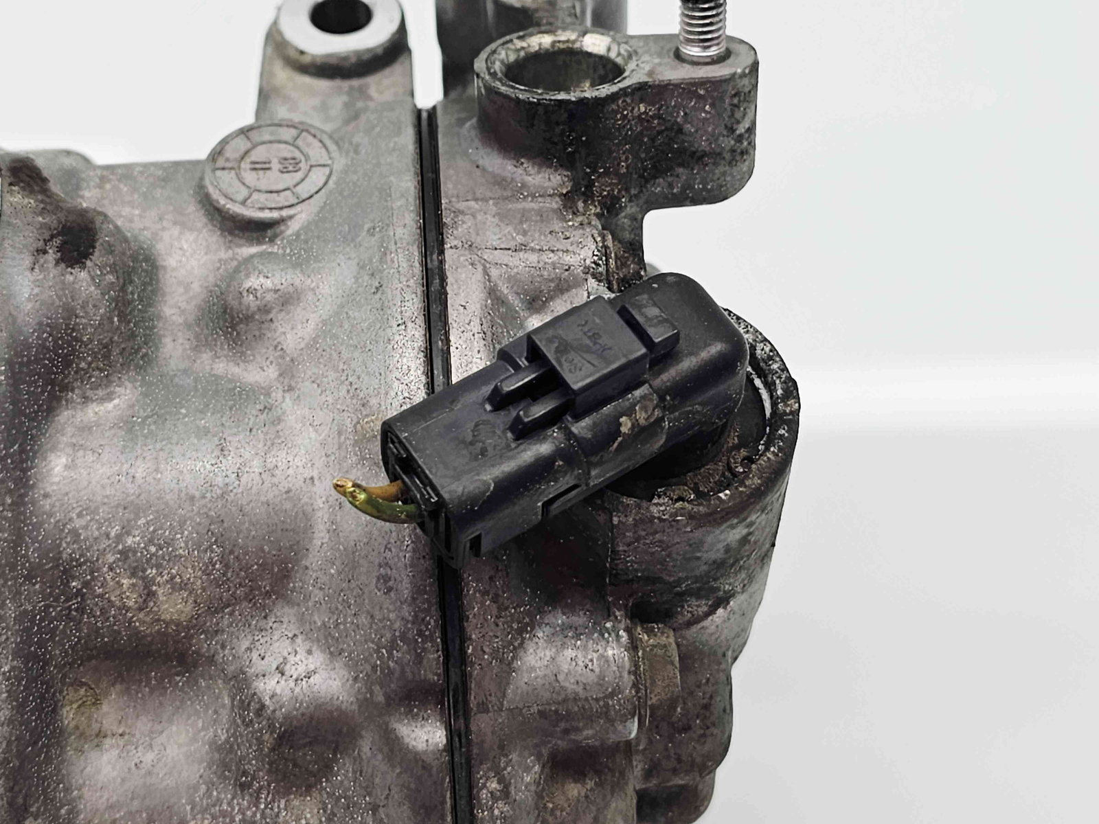 Compresor clima Citroen C5 (III) [Fabr 2008-2017] OEM 2.0 RH01 103KW / 140CP - imagine 3