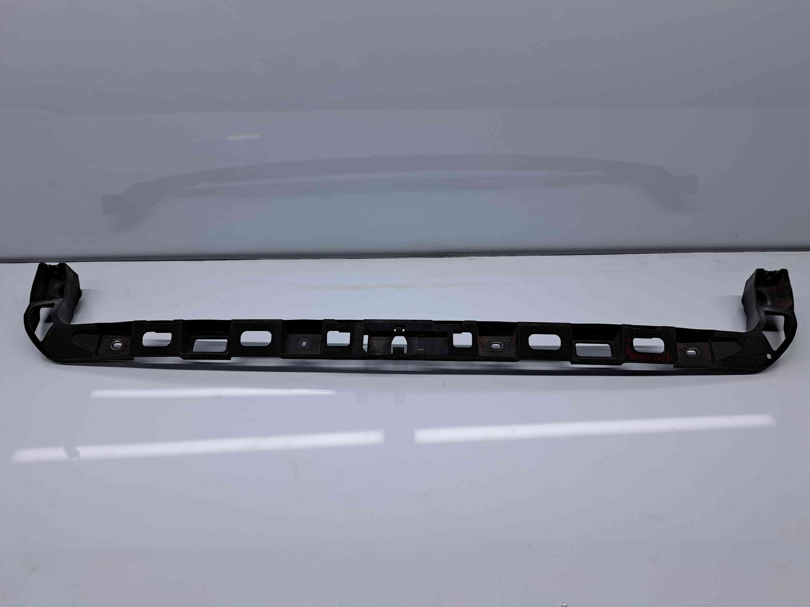 Suport central bara spate Volkswagen Passat B6 (3C2) [Fabr 2005-2010] 3C5807863