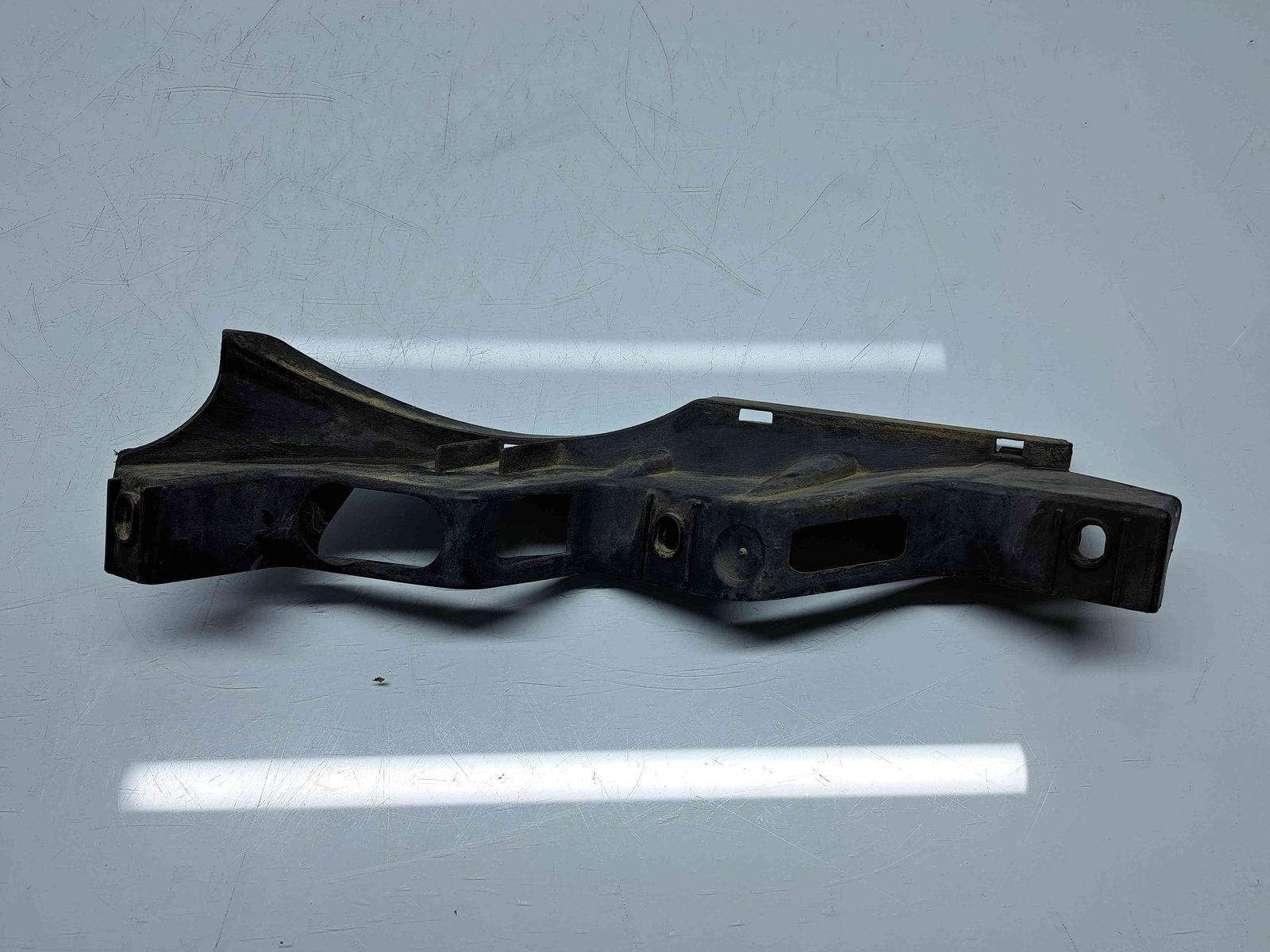 Suport far stanga Volkswagen Passat B6 (3C2) [Fabr 2005-2010] 3C0807889 - imagine 2