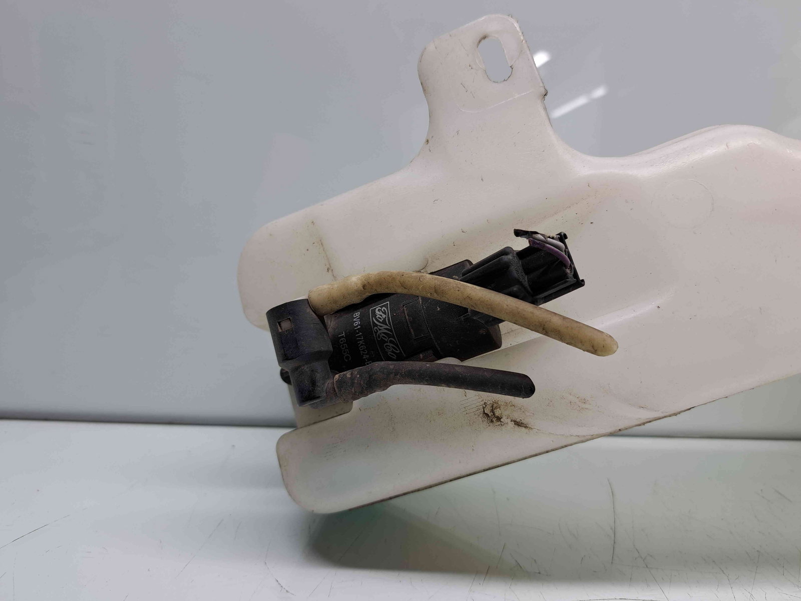 Vas lichid parbriz Ford Tourneo Courier [Fabr 2014-2020] ET 7617B613AH - imagine 2