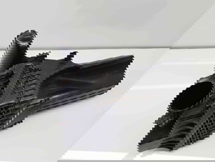 Carcasa filtru aer Ford Tourneo Courier [Fabr 2014-2020] CN119C676EA 1.0 Benz M1DA 74KW / 100CP