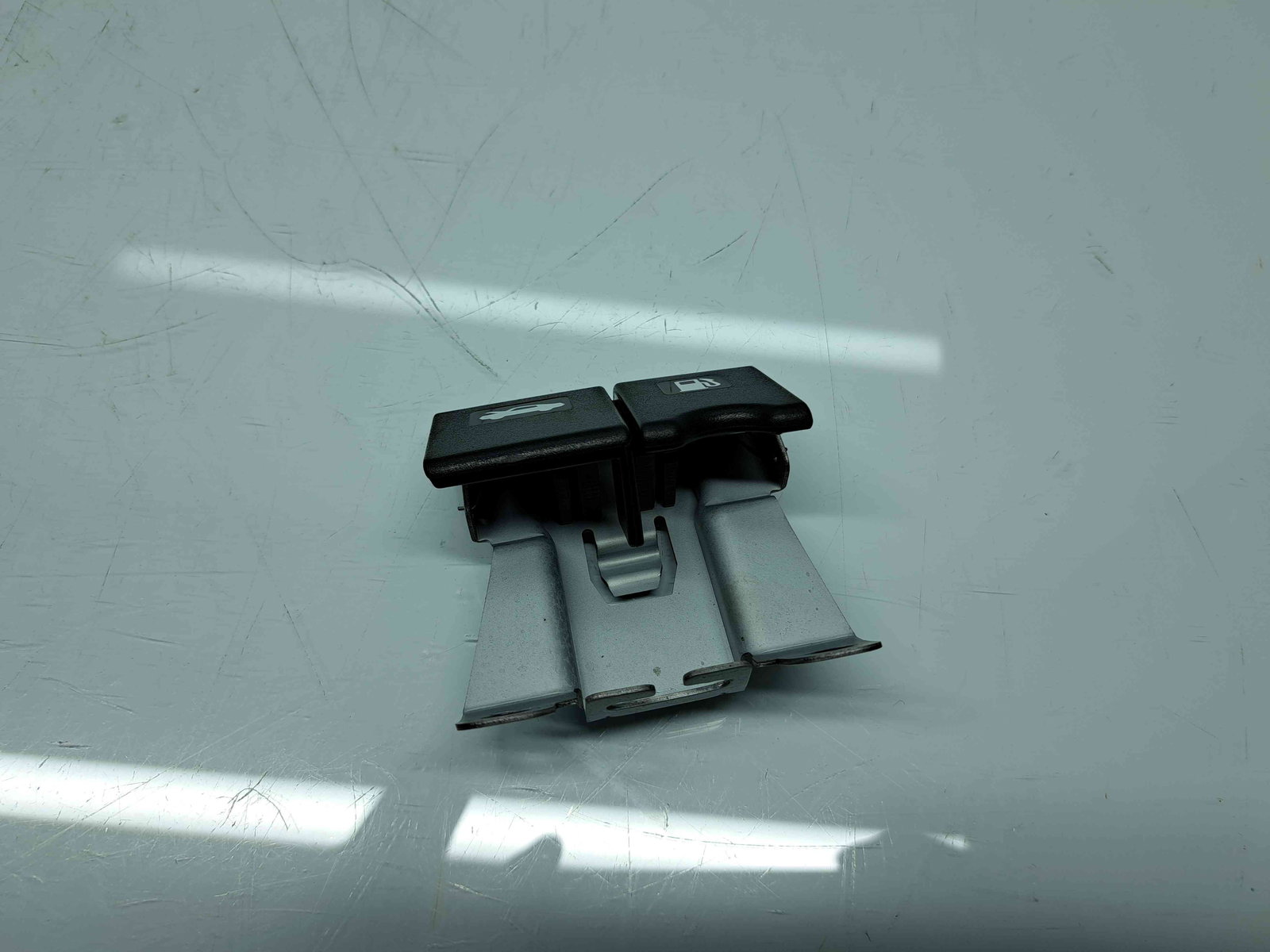 Maner deschidere capota Nissan X-Trail (T32) [Fabr 2013-prezent] OEM - imagine 3