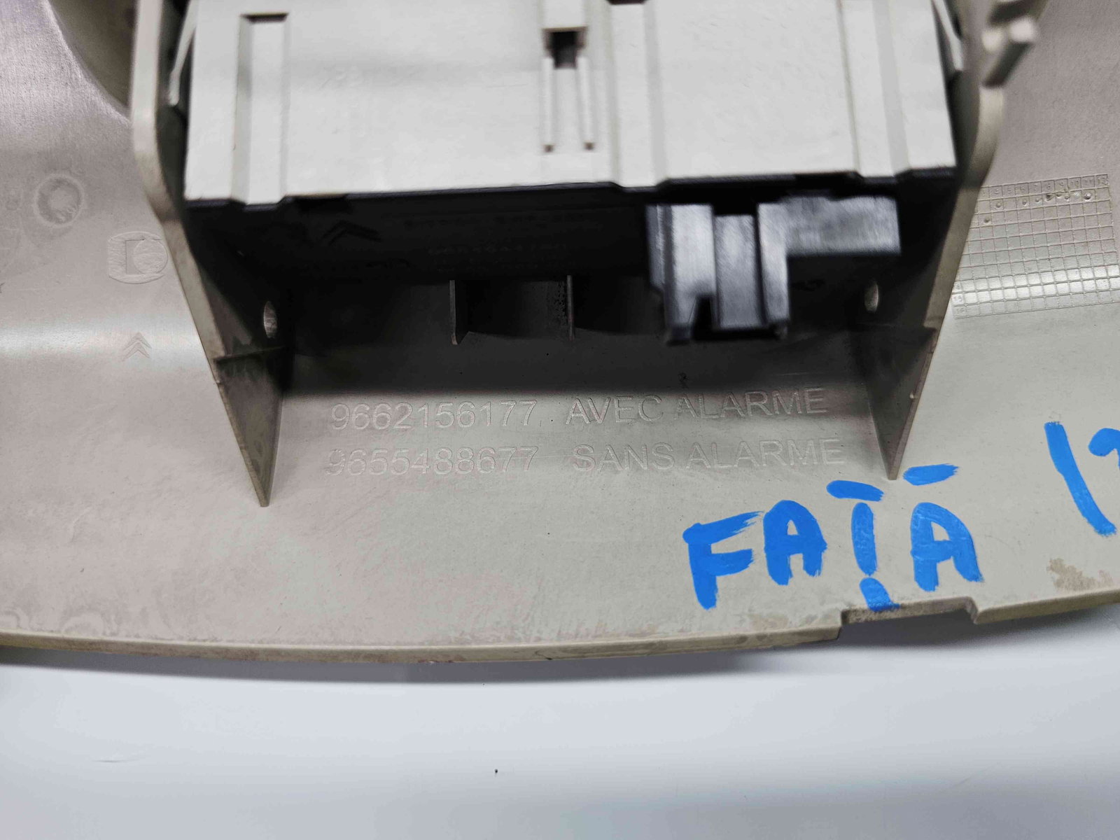 Plafoniera fata Citroen C5 (III) [Fabr 2008-2017] 9662156177 - imagine 2