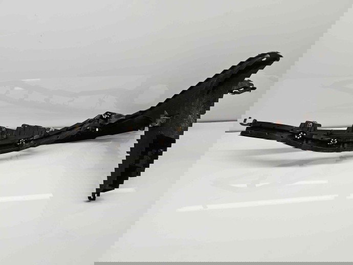 Suport aripa stanga fata Bmw X5 (E70) [Fabr 2007-2013] 7157989