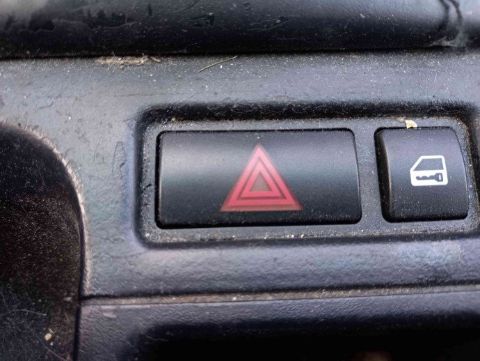 Buton avarii OEM Bmw E46 2.0 1998-2005