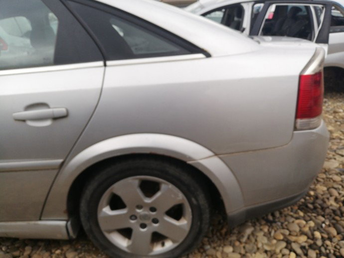 Aripa stanga spate Opel Vectra C 2.2 L50 2AU 2003-2008