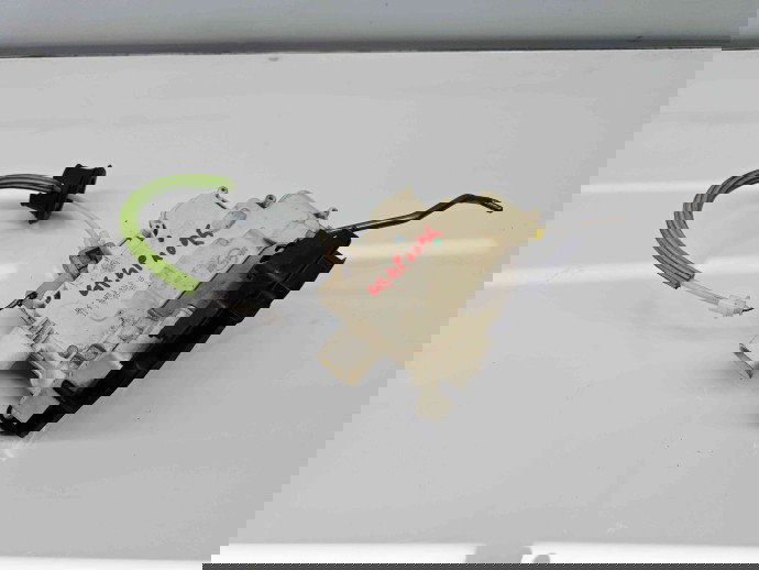 Broasca usa stanga spate Audi A3 Sportback (8PA) [Fabr 2004-2013] 4F0839015