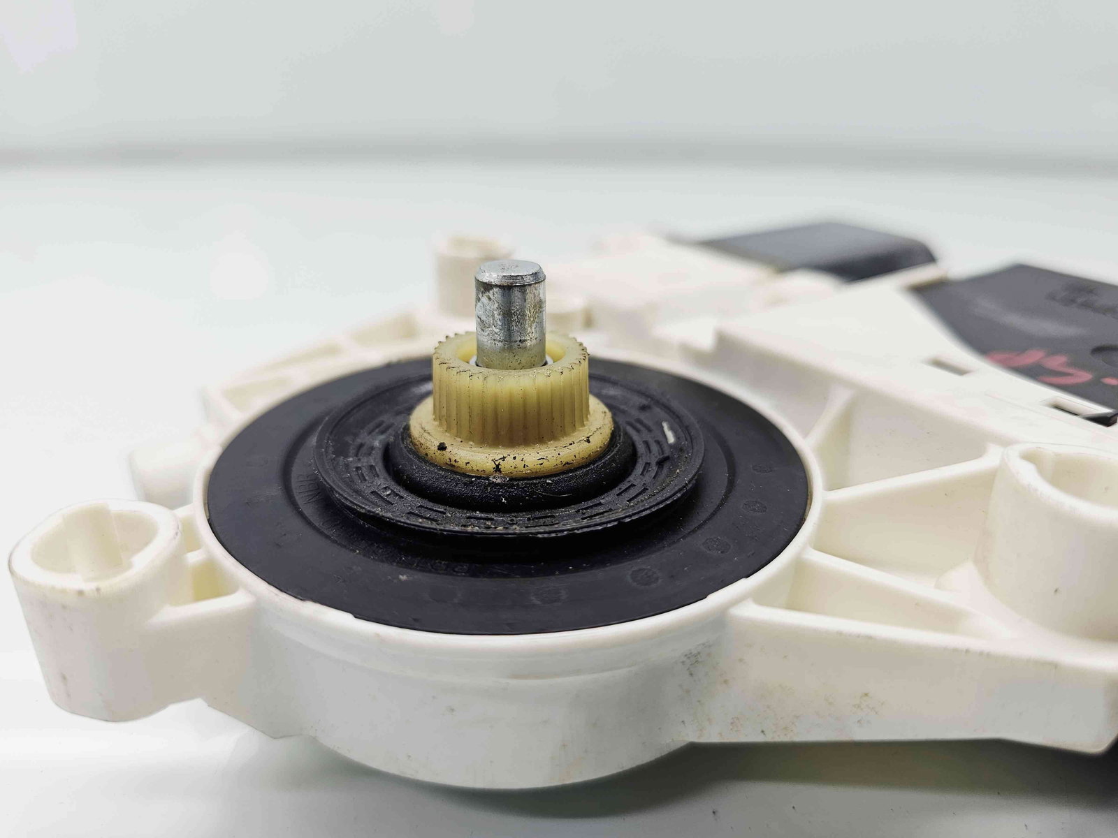 Motoras geam dreapta spate Audi A3 Sportback (8PA) [Fabr 2004-2013] 8P4959802B - imagine 4