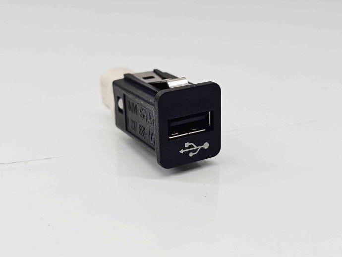  Conector auxiliar USB  Bmw 7 (F01, F02) [Fabr 2008-2015] 9237656