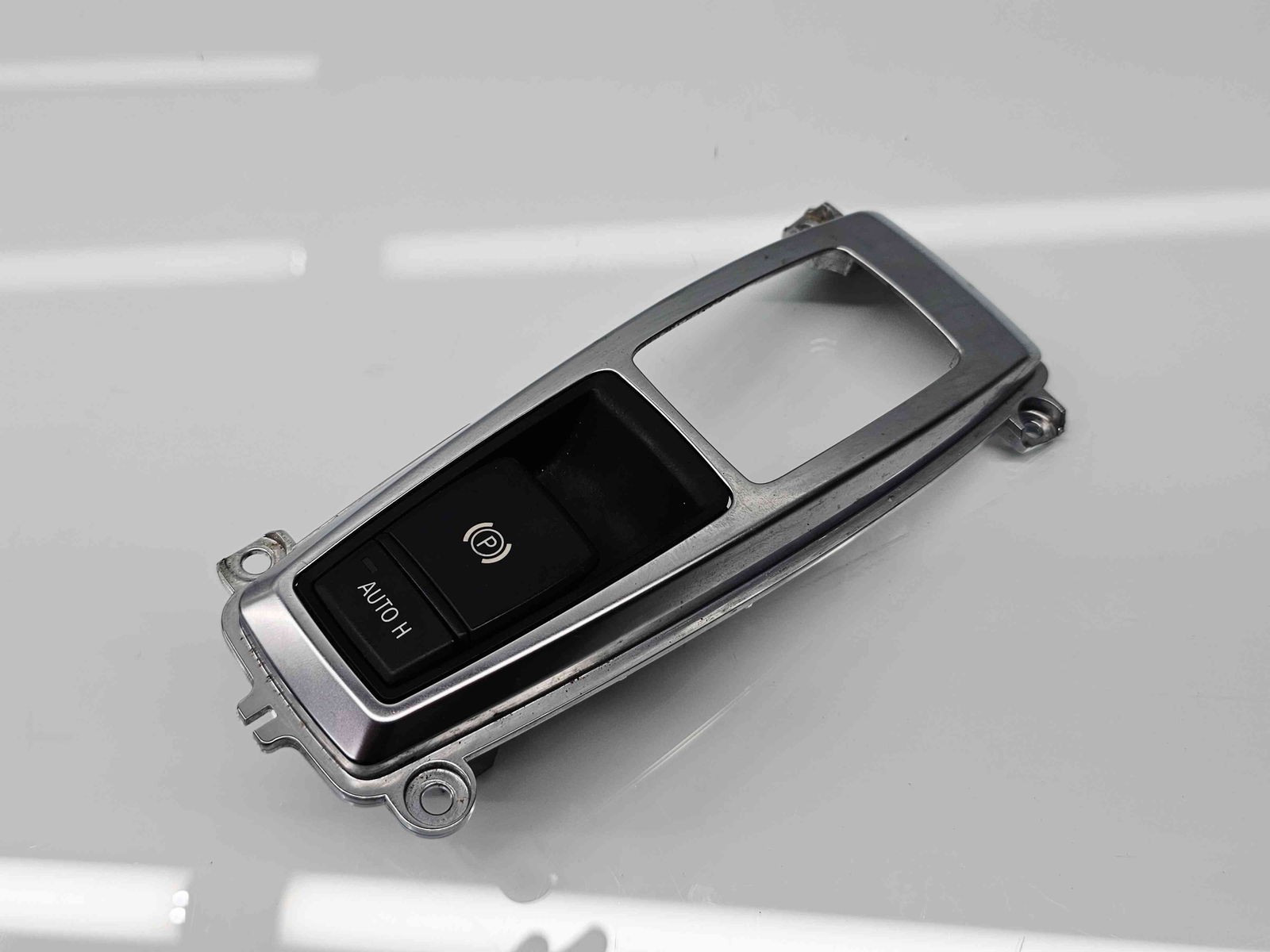 Buton Auto Hold Bmw X6 (E71, E72) [Fabr 2007-2014] 9148508 - imagine 5