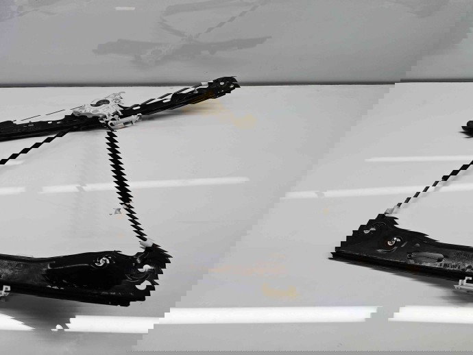 Macara electrica geam dreapta fata Bmw 1 (E81, E87) [Fabr 2004-2010] 7067796