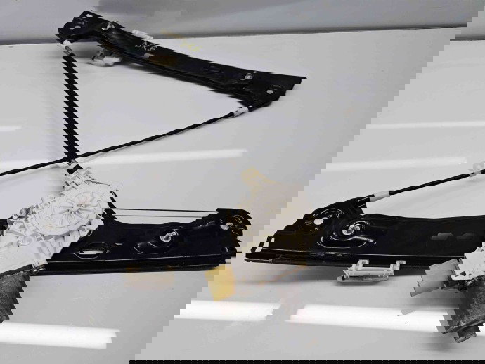 Macara electrica geam dreapta fata Bmw 3 Touring (E91) [Fabr 2005-2011] 7060266