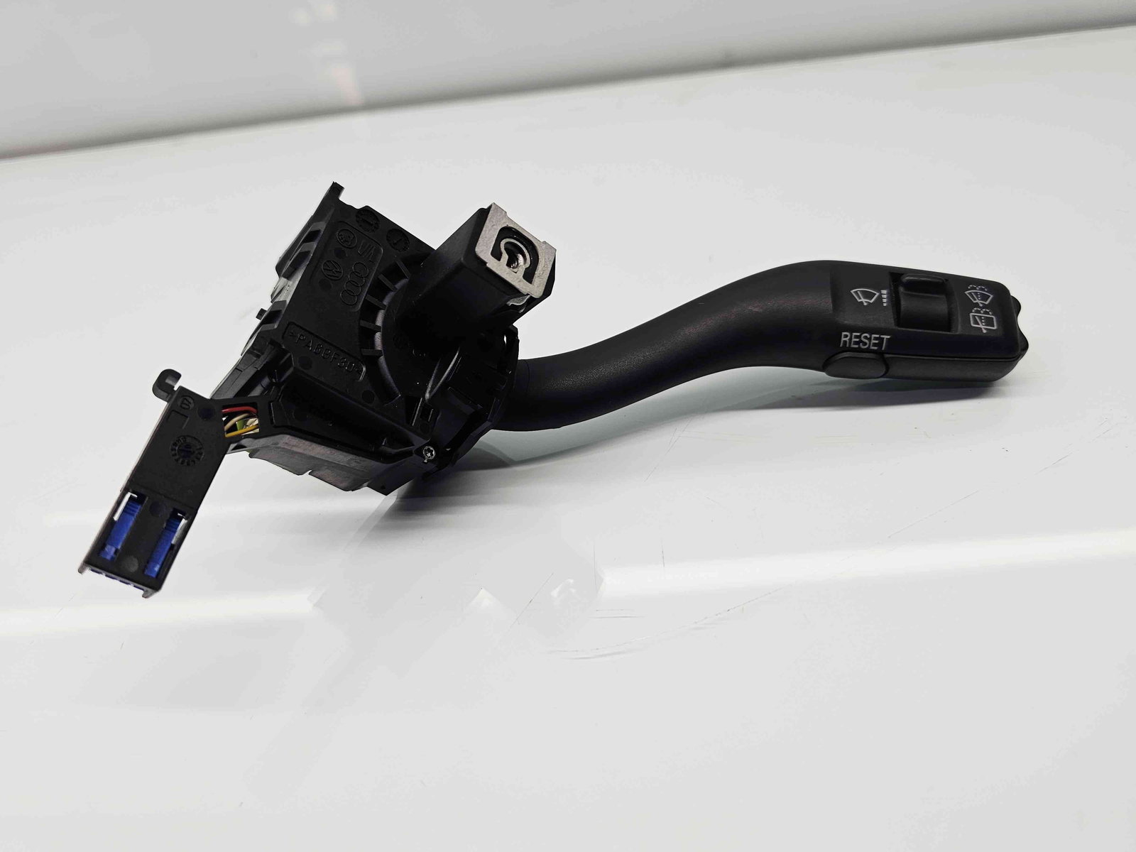 Maneta stergator Audi A3 Sportback (8PA) [Fabr 2004-2013] 8P0939519A - imagine 1