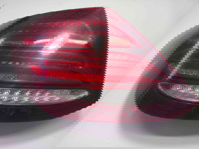 Stop aripa stanga A2139067700 Mercedes E220 W213 2.0 2016-2021