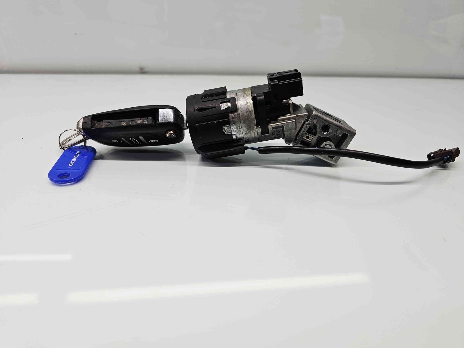 Contact cu cheie PEUGEOT 3008 [Fabr 2009-2016] 9663123380 2.0 RH01103KW / 140CP - imagine 2