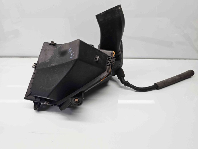 Carcasa filtru aer Bmw 3 Touring (E91) [Fabr 2005-2011] 7797467 2.0 N47D 130KW / 177CP