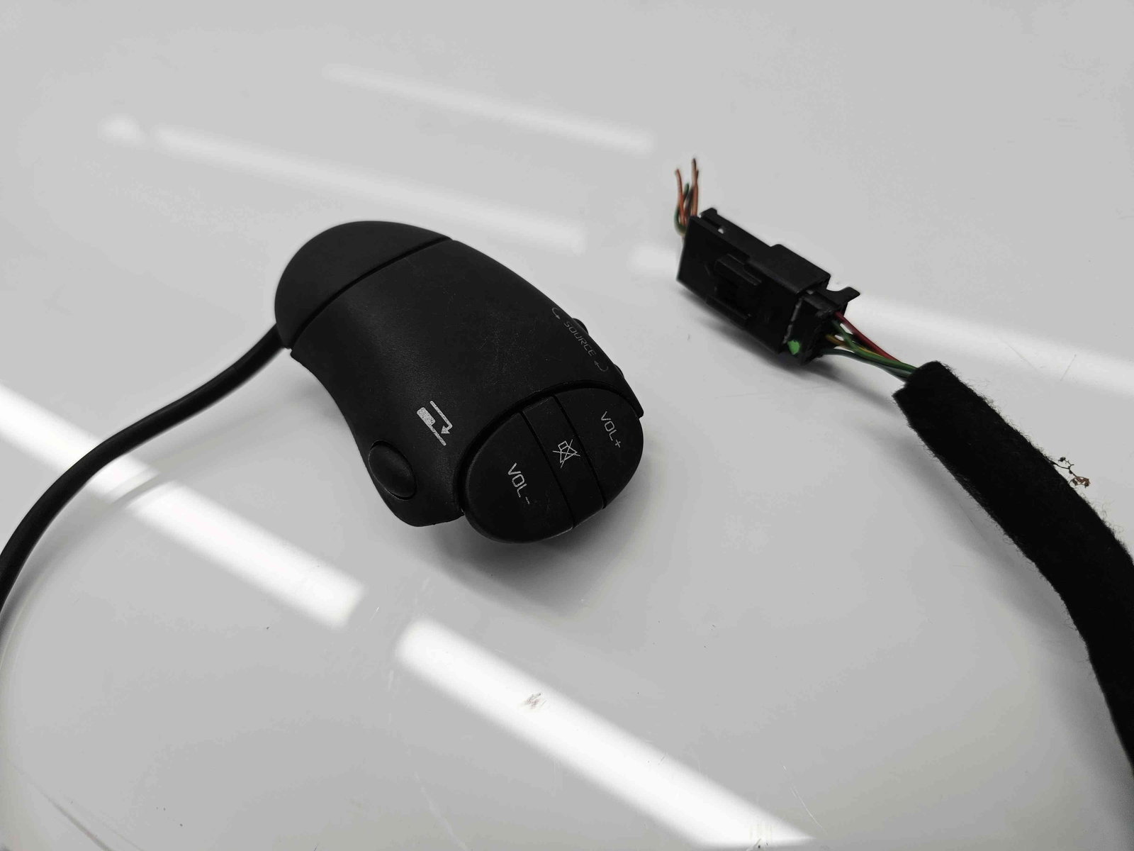 Comenzi volan Renault Symbol / Thalia [Fabr 1998-2007] 8200467786 - imagine 2