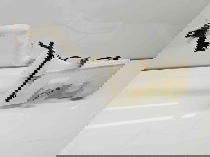  Vas lichid parbriz MITSUBISHI Colt [Fabr 2002-2013] MN105384