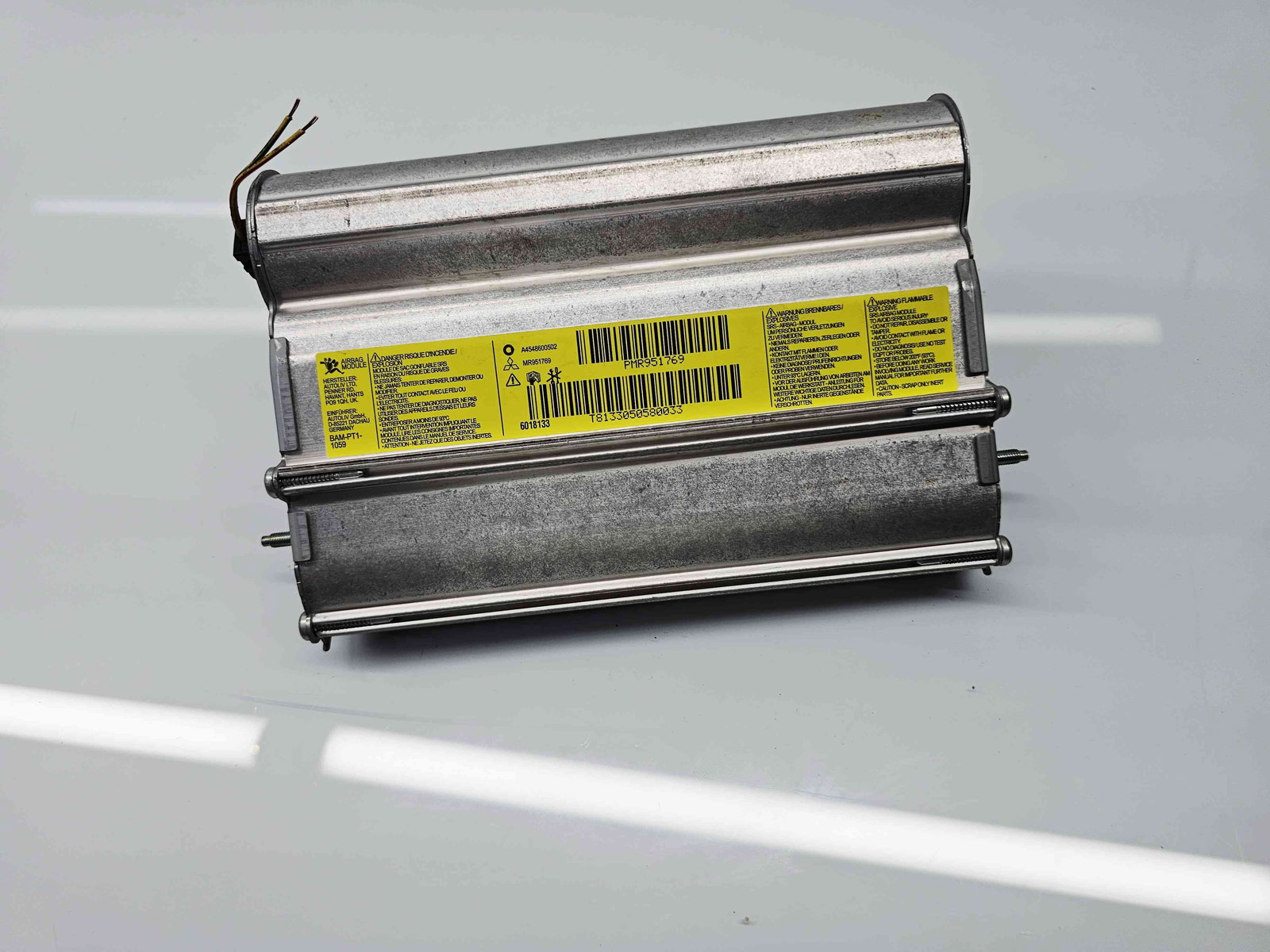 Airbag pasager MITSUBISHI Colt [Fabr 2002-2013] MR951769 - imagine 4