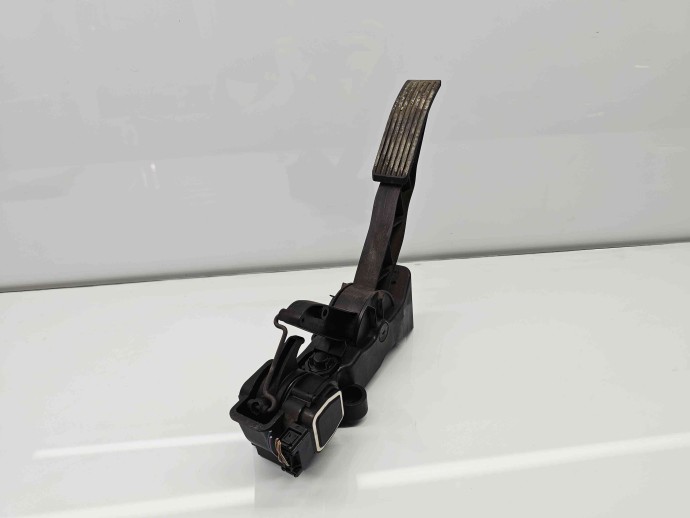  Pedala acceleratie Mercedes Clasa B (W245) [Fabr 2005-2011] A1693000104