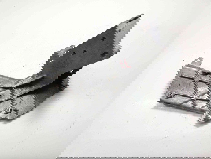 Suport aripa stanga fata A2536210600 Mercedes E220 W213 2.0 2016-2021