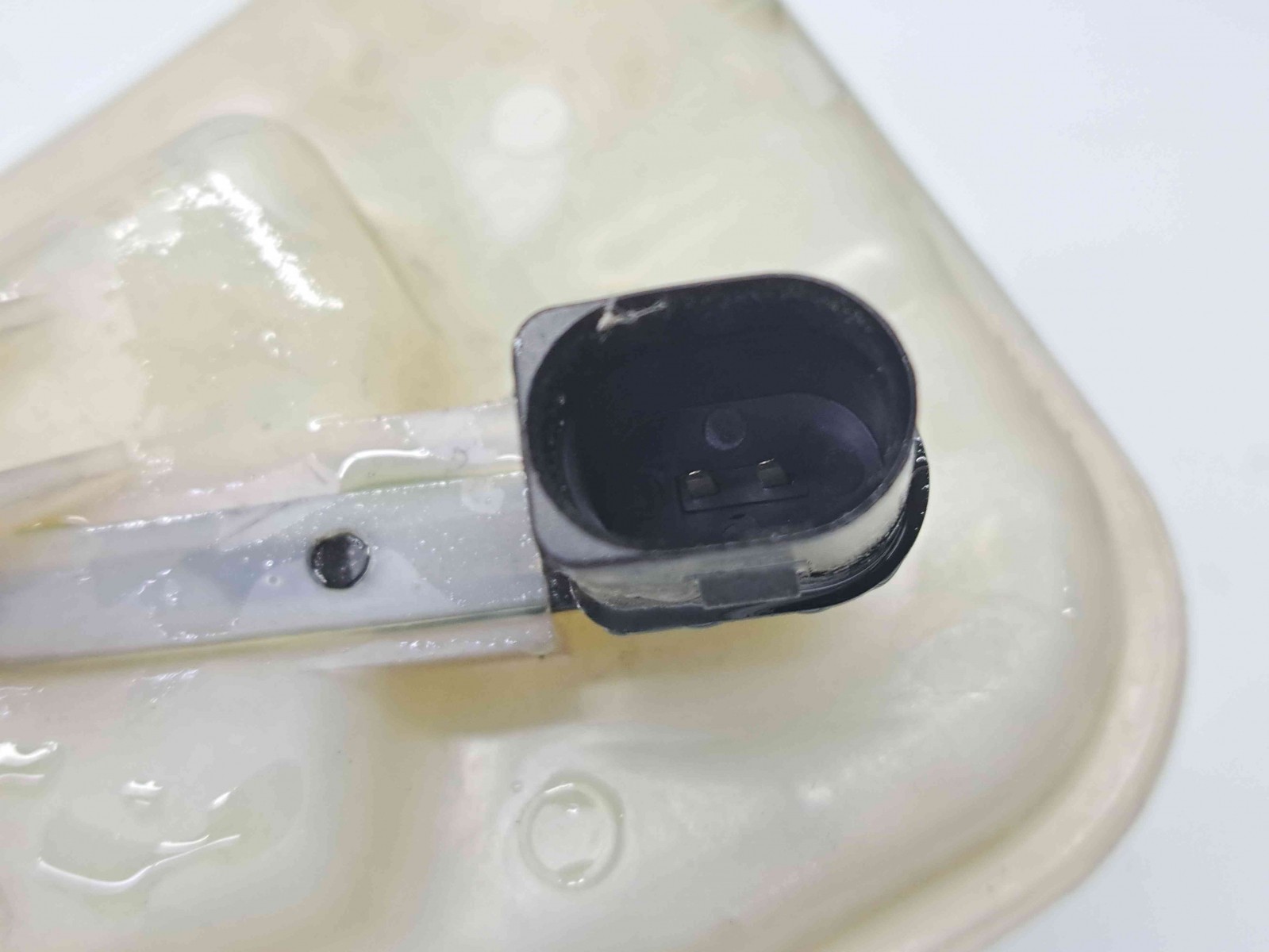 Vas lichid frana Audi A6 (4F2, C6) [Fabr 2004-2010] 8E0611301G - imagine 4