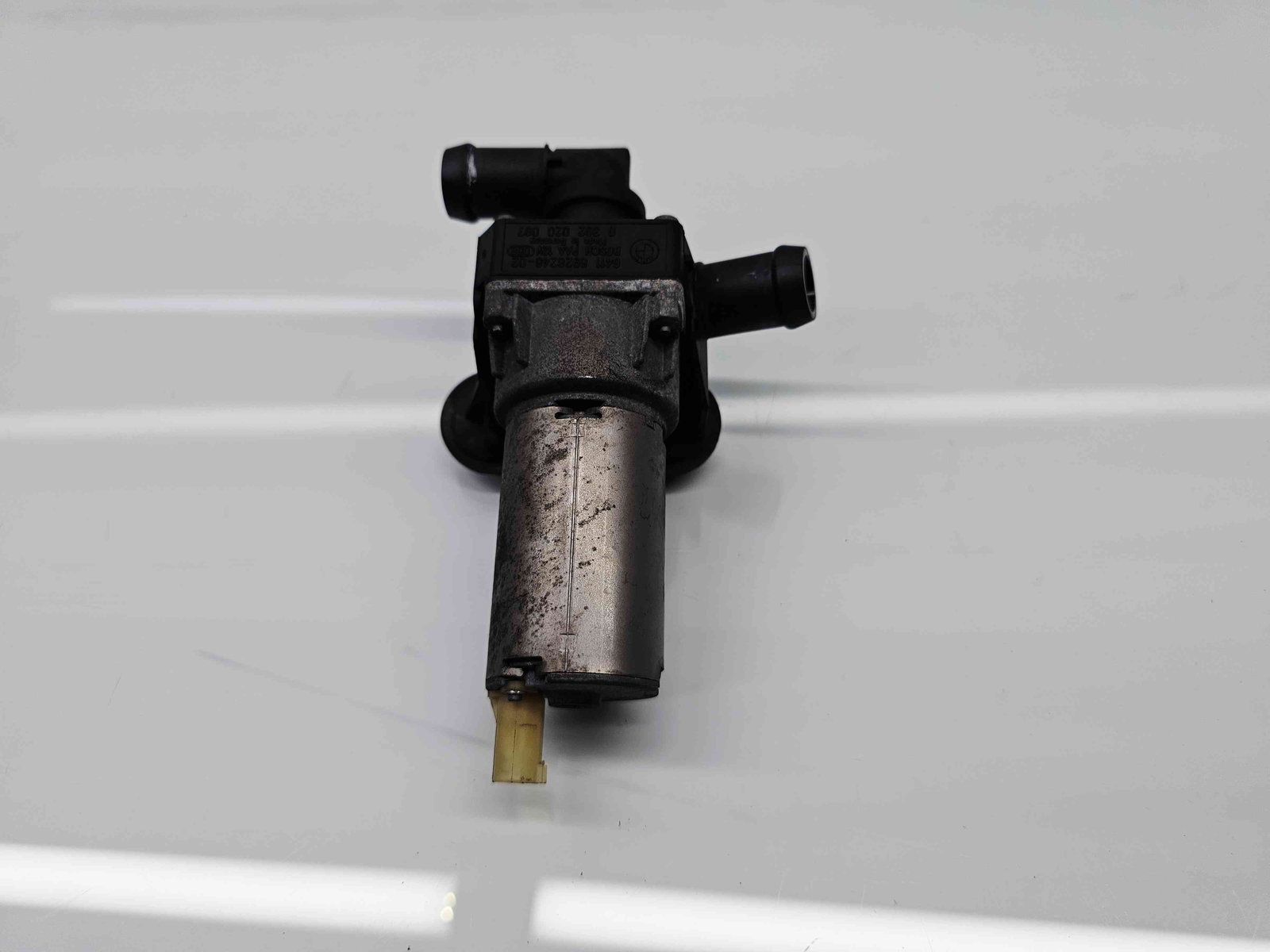 Pompa recirculare apa Bmw 3 Touring (E91) [Fabr 2005-2011] 6411692824602 2.0 N47D 130KW / 177CP - imagine 1