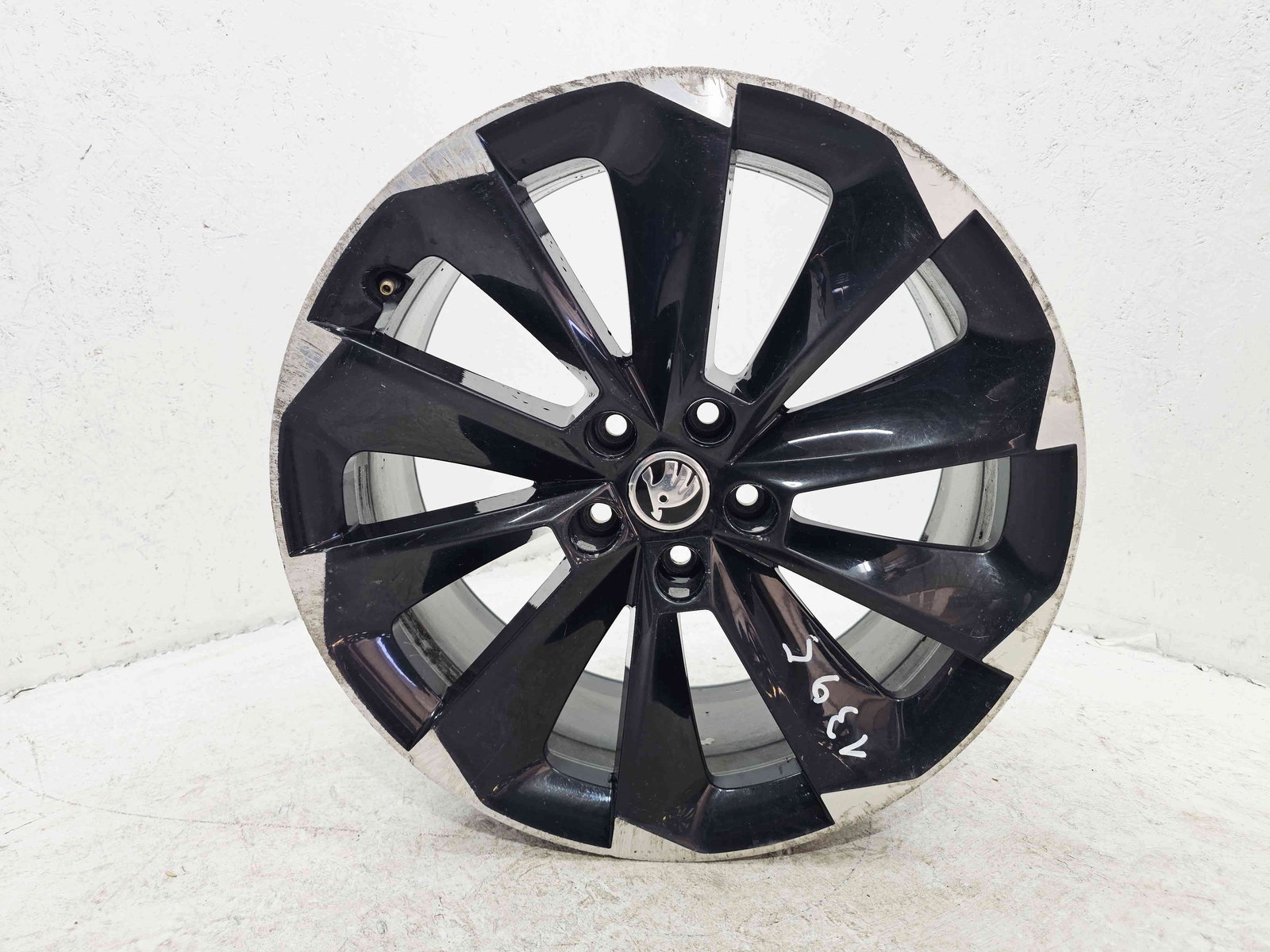 Set jante aliaj Skoda Superb III Combi (3V5) [Fabr 2015-2024] 5X112 / R19 / 8J / ET 44 - imagine 6