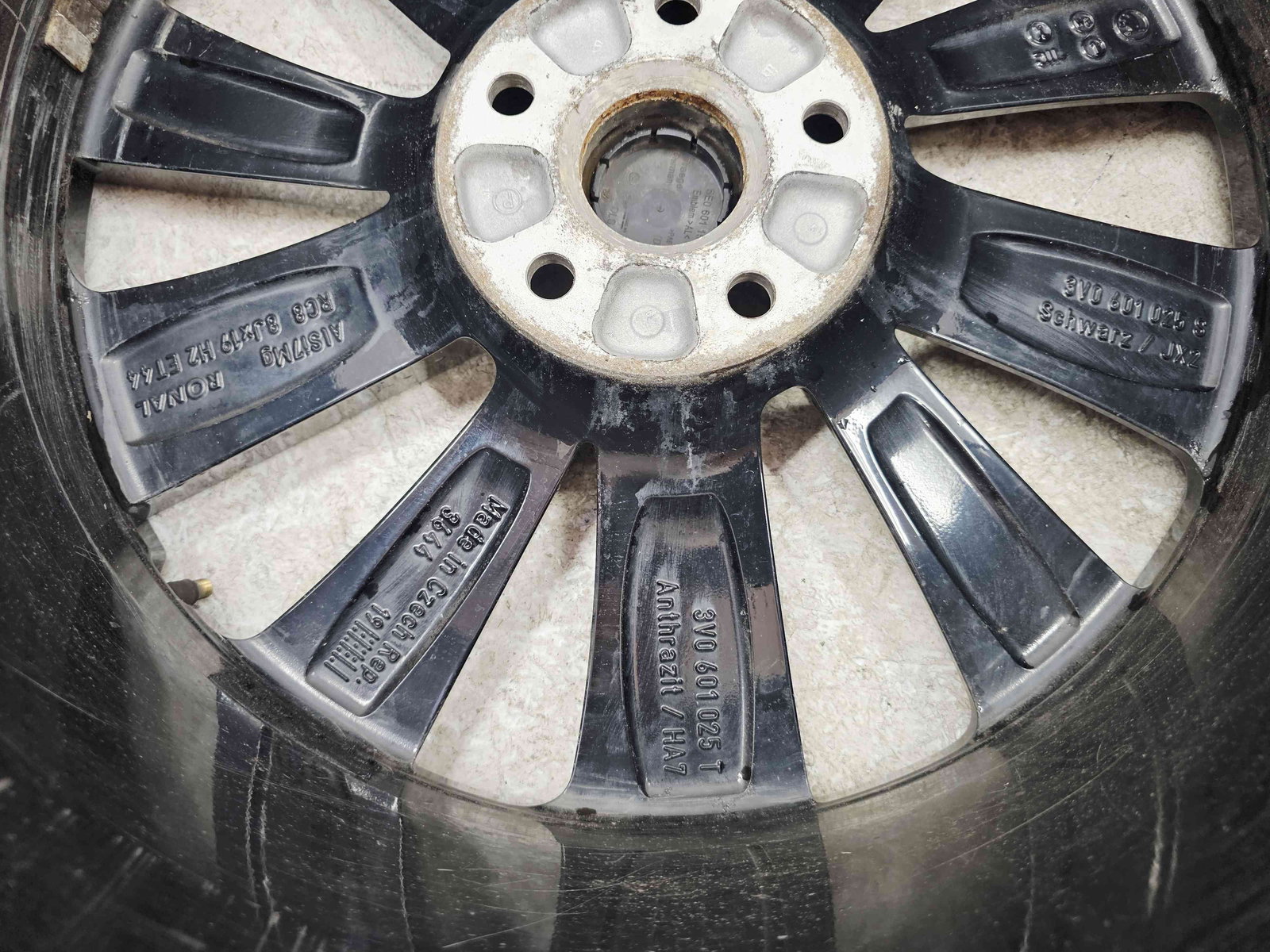 Set jante aliaj Skoda Superb III Combi (3V5) [Fabr 2015-2024] 5X112 / R19 / 8J / ET 44 - imagine 8