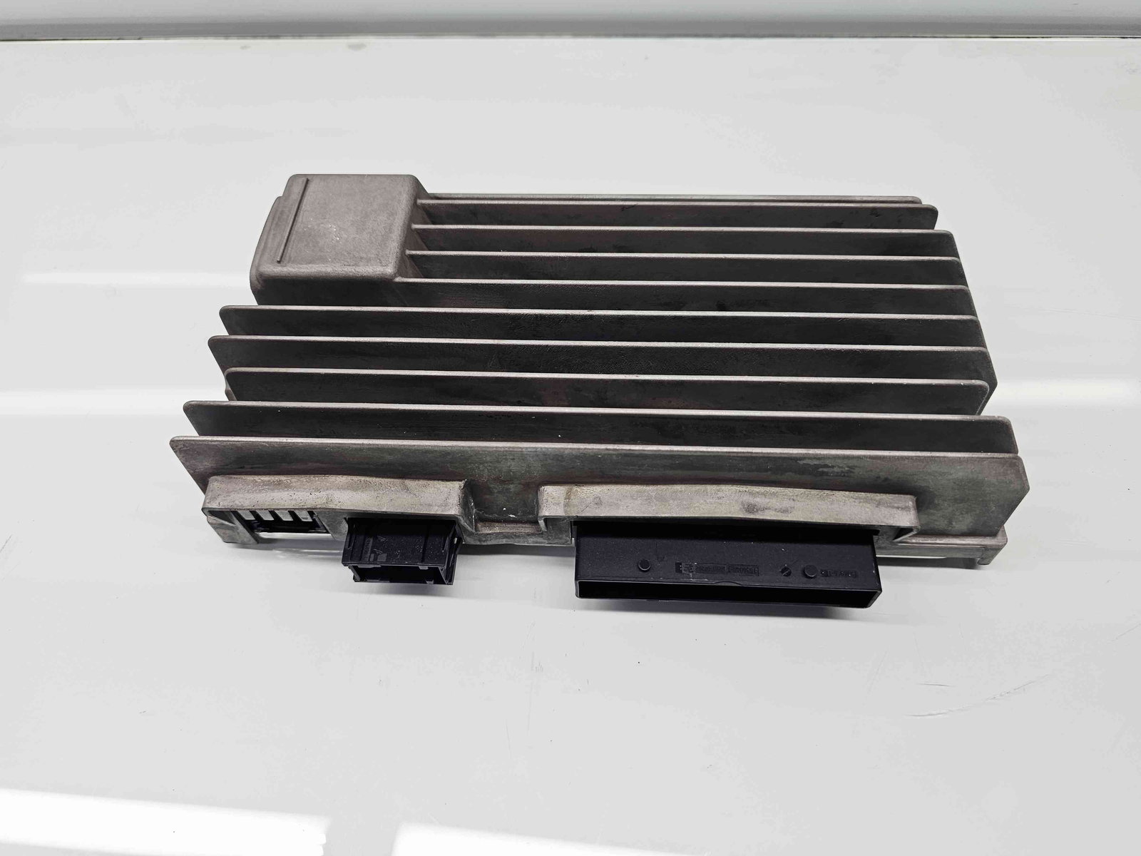 Amplificator audio Audi A5 (8T3) [Fabr 2007-2015] 8T1035223A - imagine 2