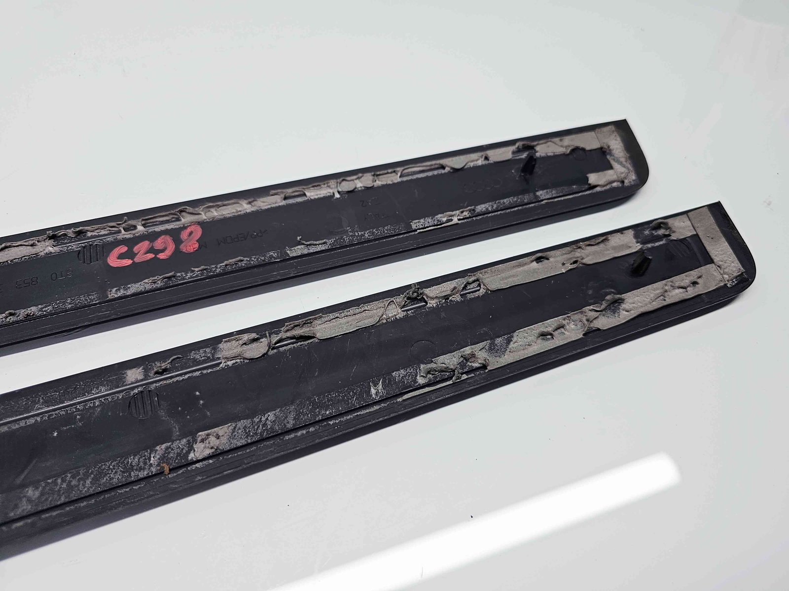 Set trimuri prag Audi A5 (8T3) [Fabr 2007-2015] 8T0853373 / 8T0853374 - imagine 4