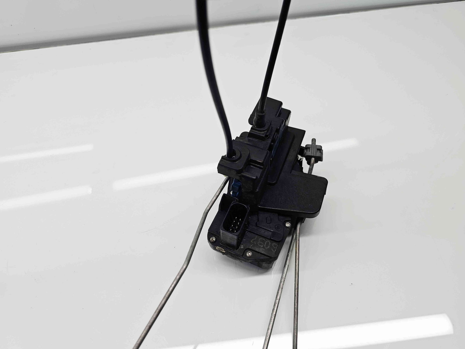 Broasca usa dreapta fata Opel Antara [Fabr 2006-2017] A046818 - imagine 2