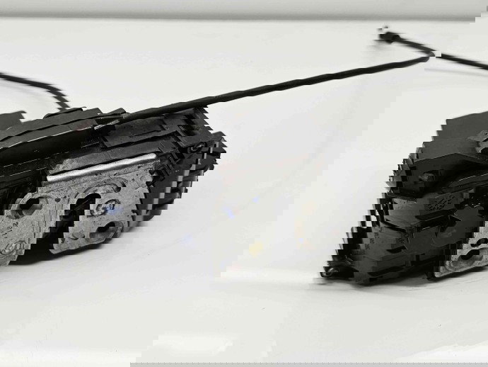 Broasca usa stanga spate Renault Megane 3 (B95) [Fabr 2008-2016] 825030024R